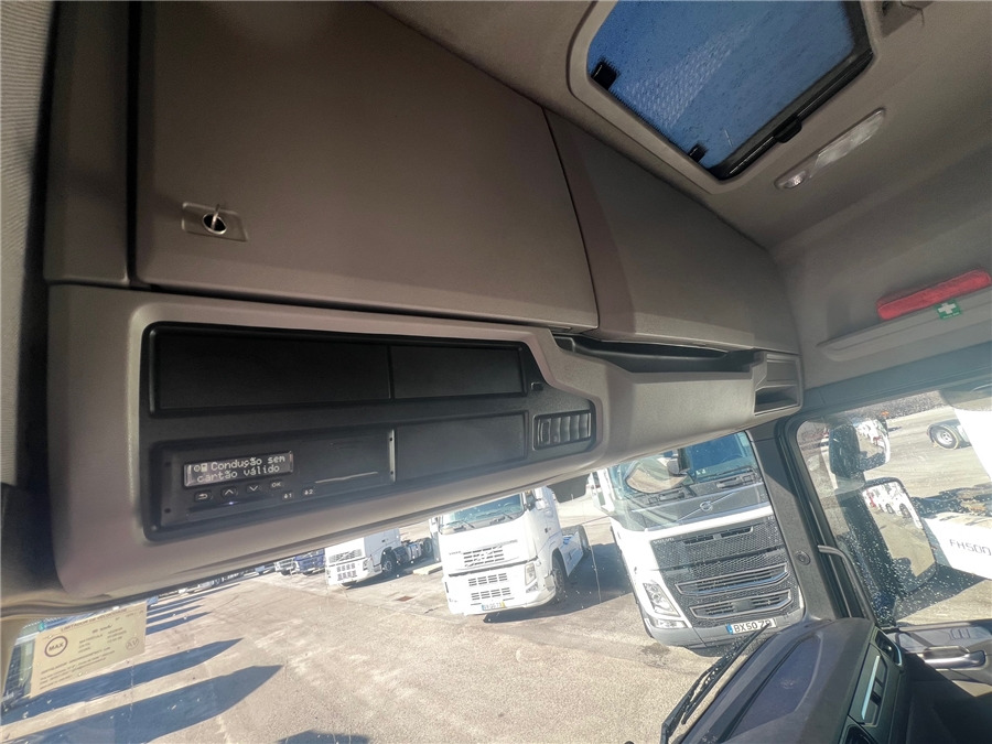 Locação financeira de Scania R450 / RETARDER Scania R450 / RETARDER: foto 19 Locação financeira de Scania R450 / RETARDER Scania R450 / RETARDER: foto 19