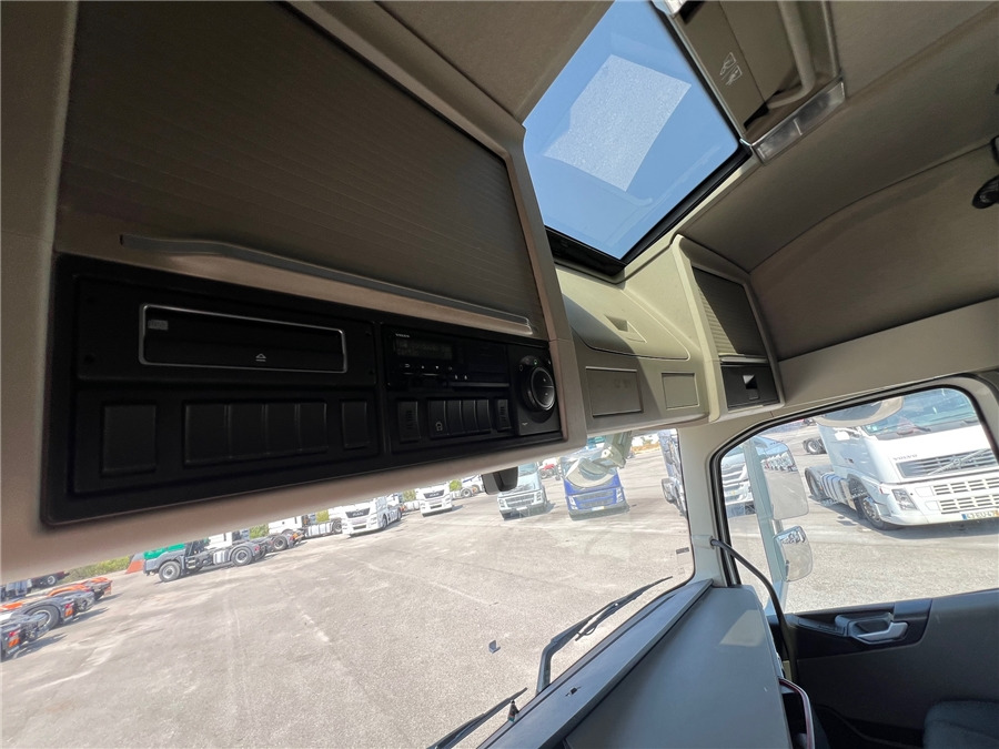 Locação financeira de Volvo FH 460 /RETARDER Volvo FH 460 /RETARDER: foto 17