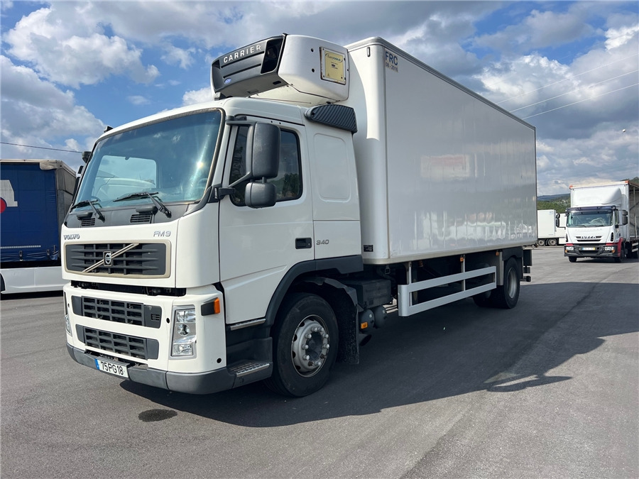 Volvo FM 9 - Camião frigorífico: foto 1 Volvo FM 9 - Camião frigorífico: foto 1
