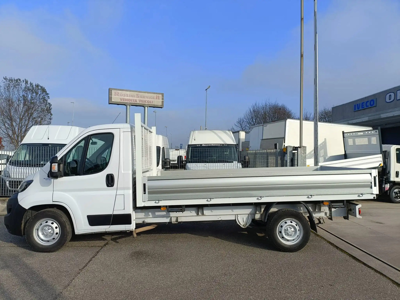 FIAT DUCATO 35 L2H1 - Carrinha de caixa aberta: foto 4 FIAT DUCATO 35 L2H1 - Carrinha de caixa aberta: foto 4