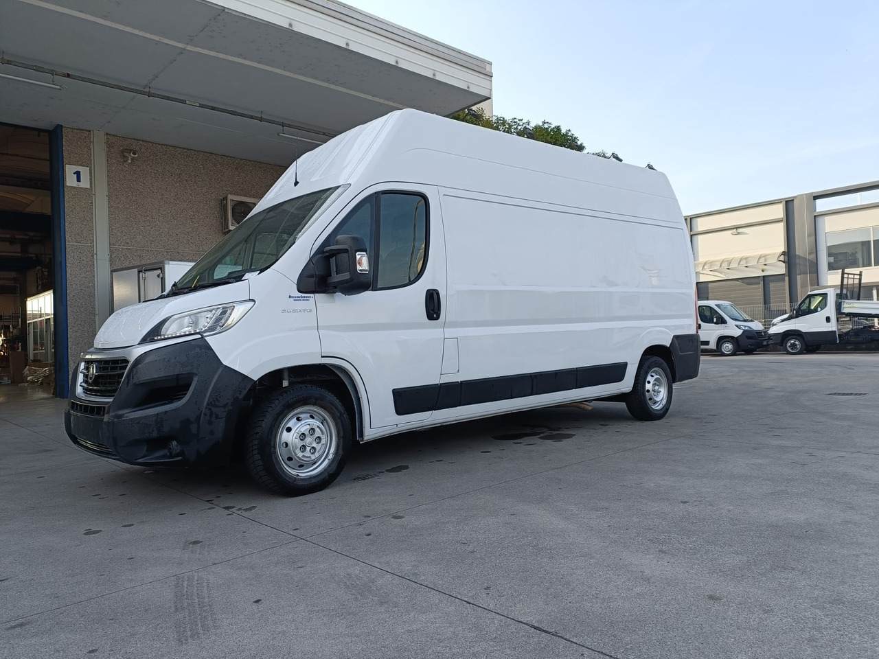 FIAT DUCATO L3H3 MAXI - Furgão: foto 2 FIAT DUCATO L3H3 MAXI - Furgão: foto 2