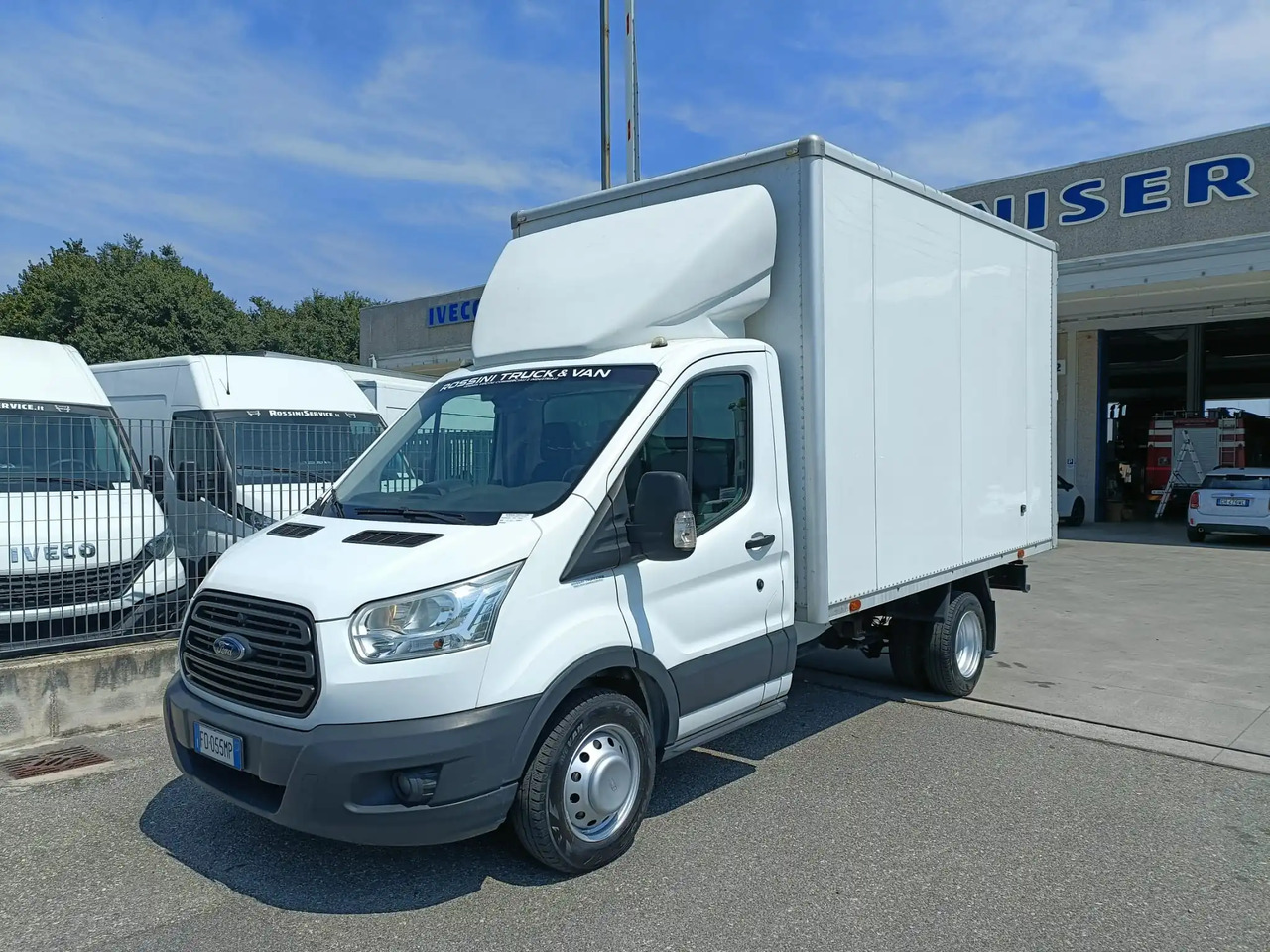 FORD TRANSIT FURGONATO BOX - Carrinha de contentor: foto 4 FORD TRANSIT FURGONATO BOX - Carrinha de contentor: foto 4