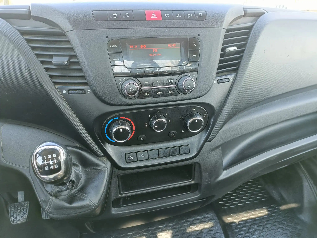 Carrinha basculante IVECO DAILY 35C12 RIBALTABILE: foto 15