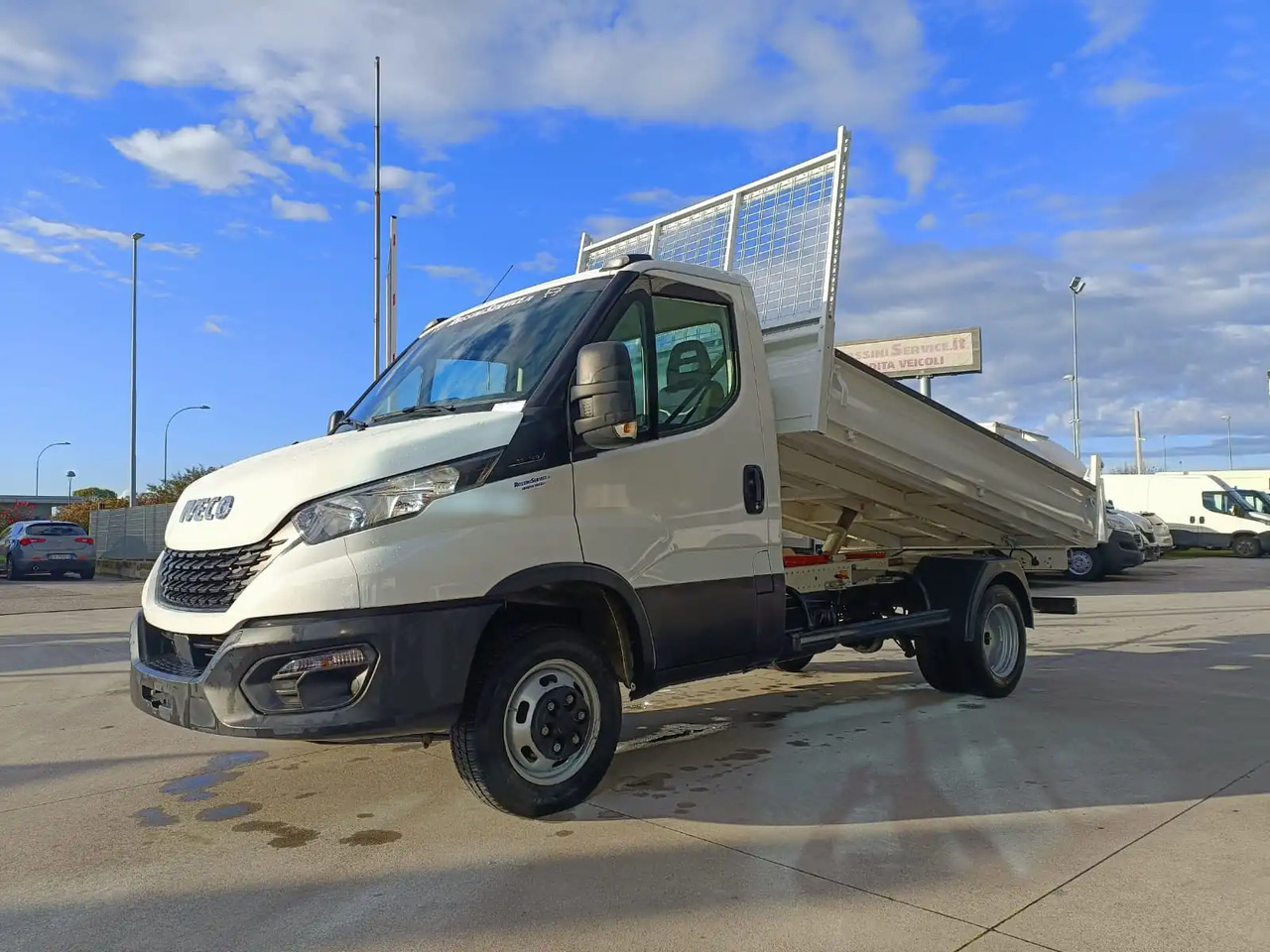 IVECO DAILY 35C14 - Carrinha basculante: foto 5 IVECO DAILY 35C14 - Carrinha basculante: foto 5