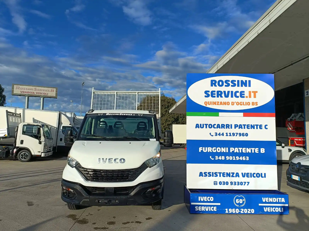 IVECO DAILY 35C14 - Carrinha basculante: foto 3 IVECO DAILY 35C14 - Carrinha basculante: foto 3