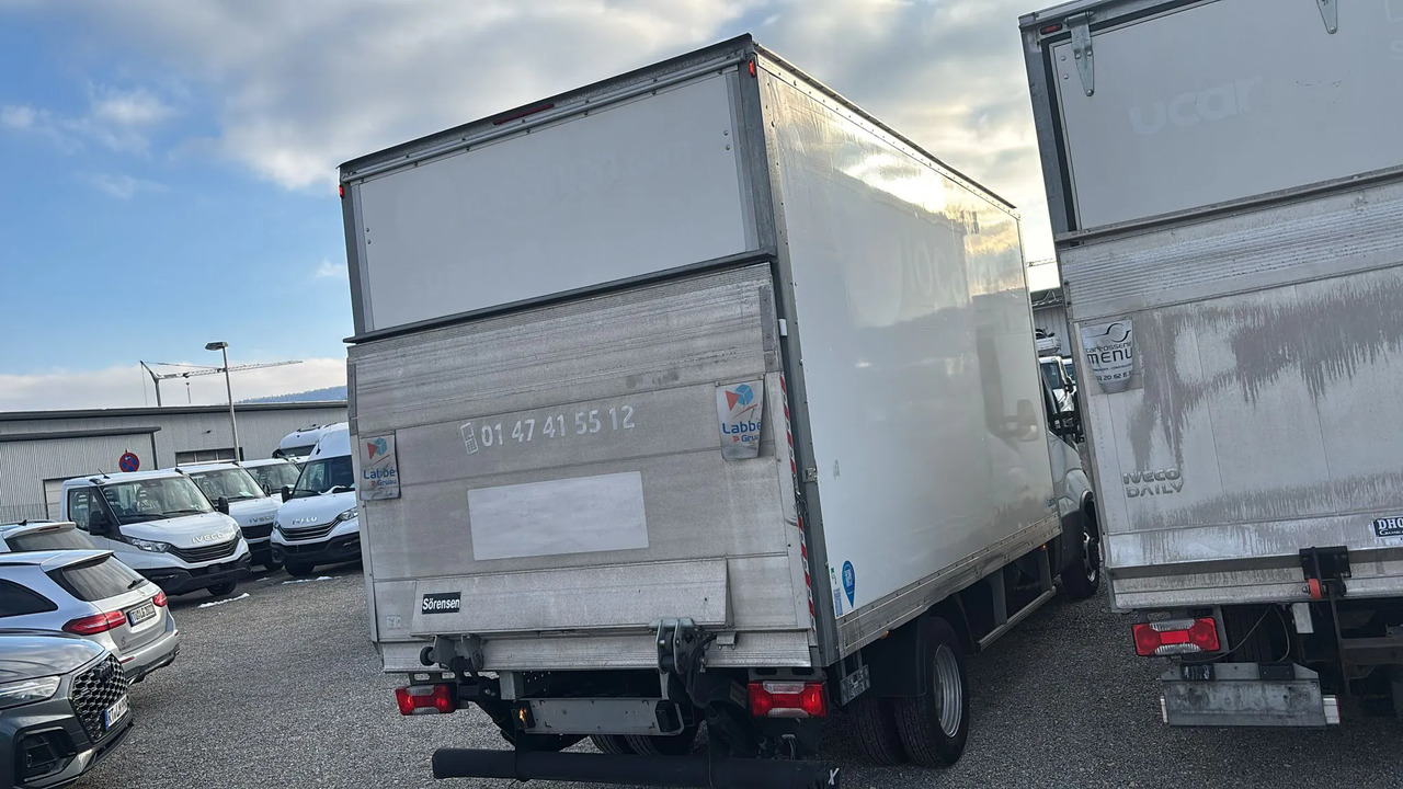 IVECO DAILY 35C16 - Carrinha de contentor: foto 2 IVECO DAILY 35C16 - Carrinha de contentor: foto 2