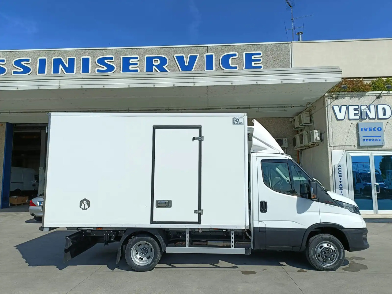IVECO DAILY 35C18 FRCX 10/2025 - Carrinha frigorífica: foto 4 IVECO DAILY 35C18 FRCX 10/2025 - Carrinha frigorífica: foto 4