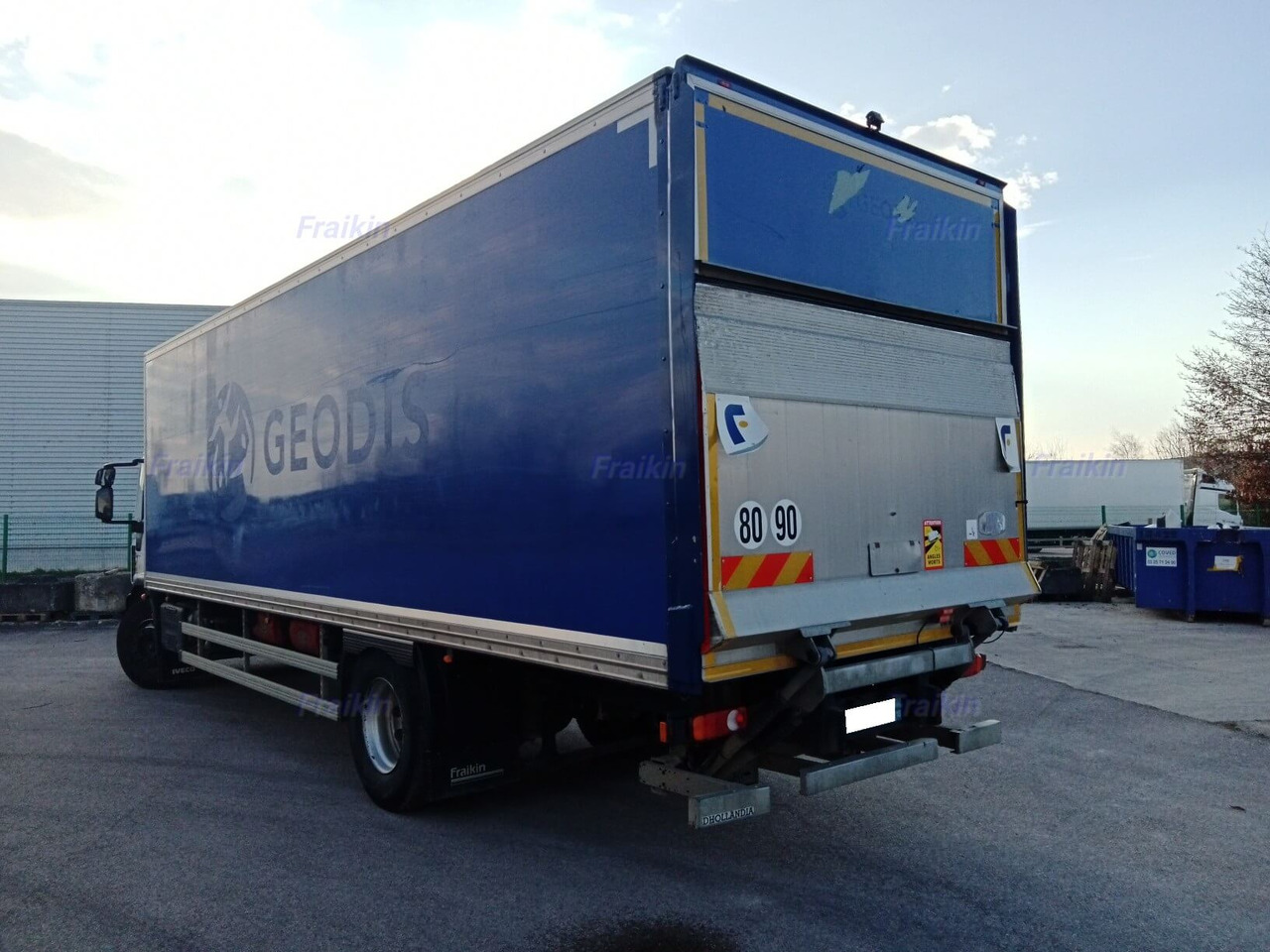 IVECO EUROCARGO 180EL28P - Camião furgão: foto 2 IVECO EUROCARGO 180EL28P - Camião furgão: foto 2