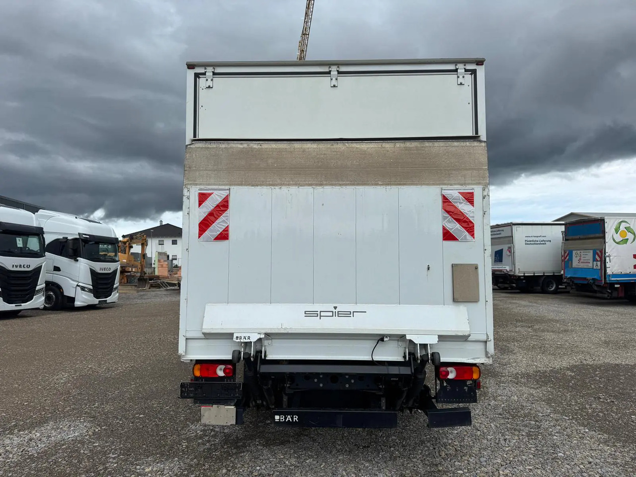 IVECO EUROCARGO 75E19P - Camião furgão: foto 3 IVECO EUROCARGO 75E19P - Camião furgão: foto 3