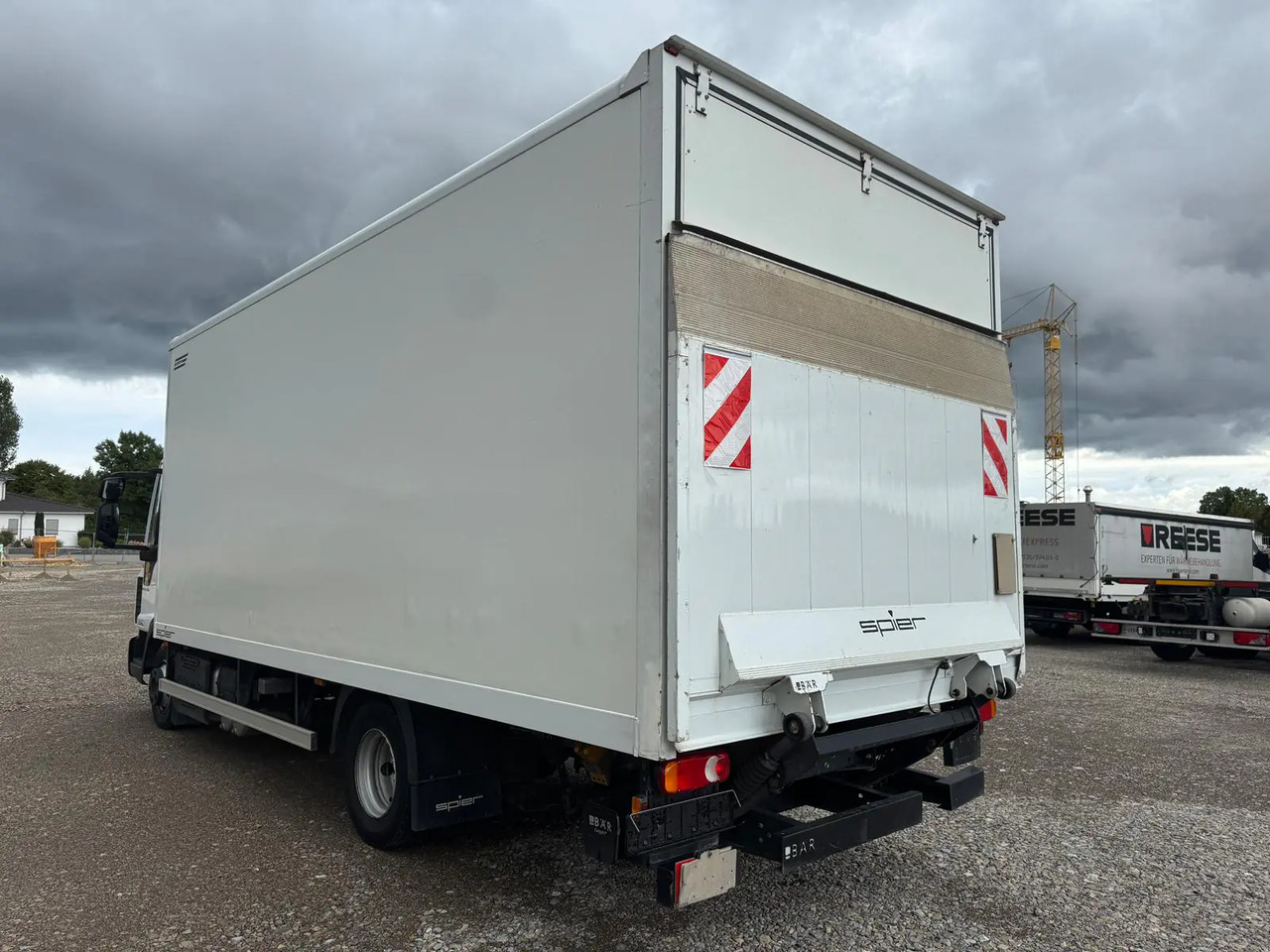 IVECO EUROCARGO 75E19P - Camião furgão: foto 5 IVECO EUROCARGO 75E19P - Camião furgão: foto 5