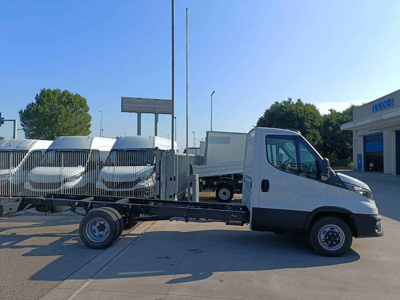 IVECO DAILY 35C16 MOD. 2025 A TELAIO NUOVO - Veículo comercial: foto 4 IVECO DAILY 35C16 MOD. 2025 A TELAIO NUOVO - Veículo comercial: foto 4