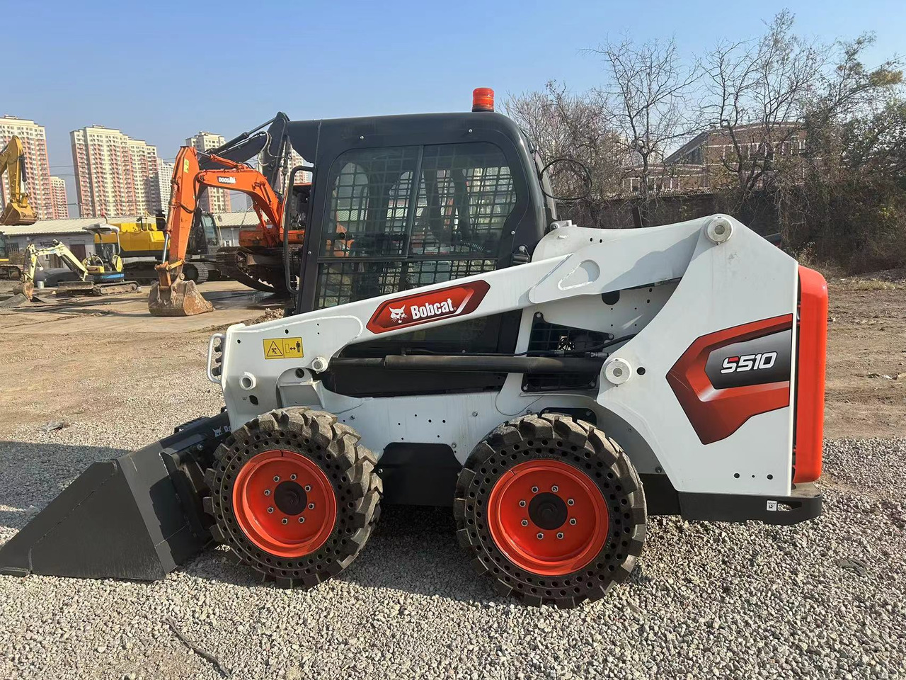 Bobcat S510 - Mini pá carregadora: foto 4 Bobcat S510 - Mini pá carregadora: foto 4