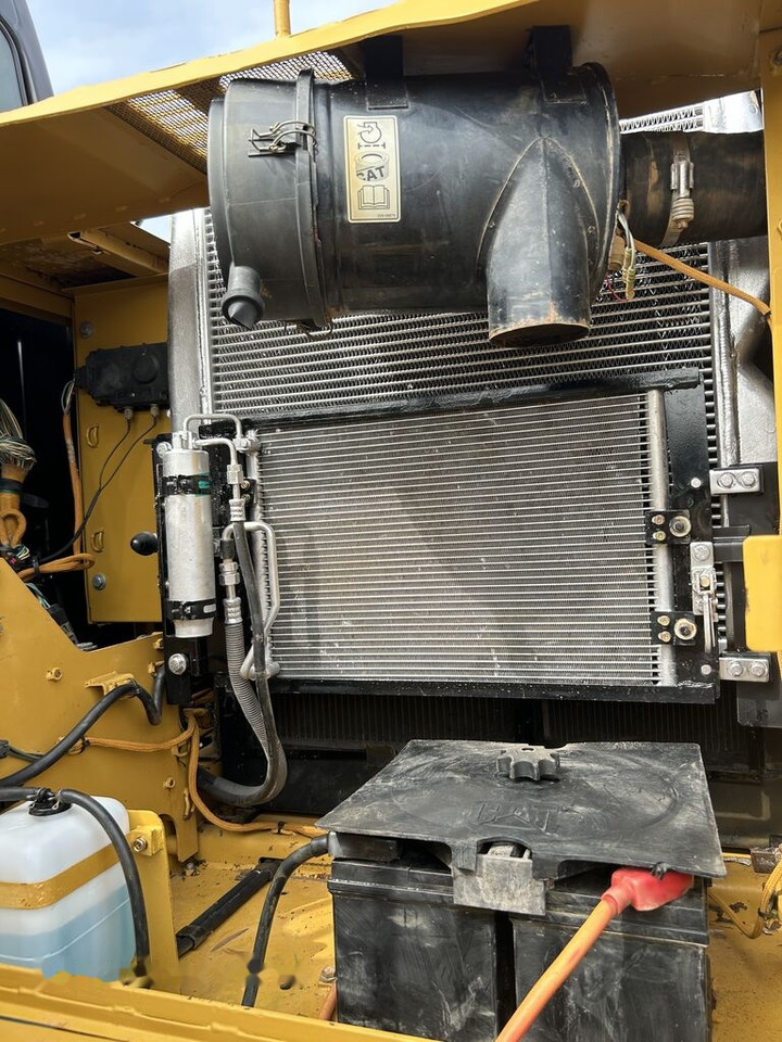 Escavadora de rastos Caterpillar 315D2 GC: foto 9