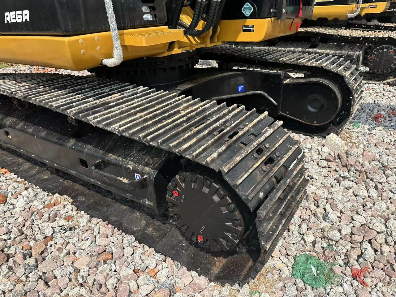 Caterpillar CAT 320D - Escavadora de rastos: foto 4 Caterpillar CAT 320D - Escavadora de rastos: foto 4