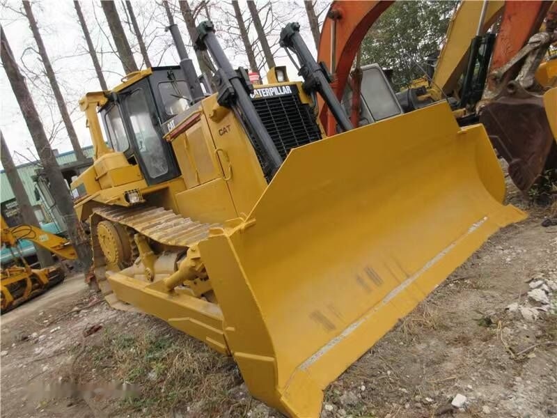 Caterpillar D8R - Buldôzer: foto 2 Caterpillar D8R - Buldôzer: foto 2