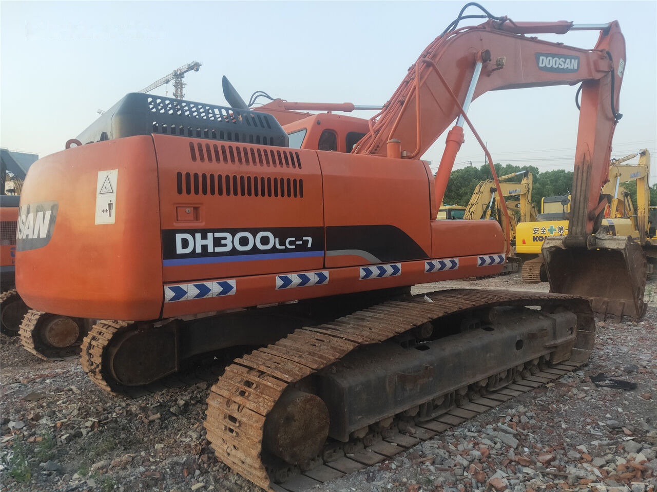 Doosan DH300LC-7 - Escavadora de rastos: foto 2 Doosan DH300LC-7 - Escavadora de rastos: foto 2