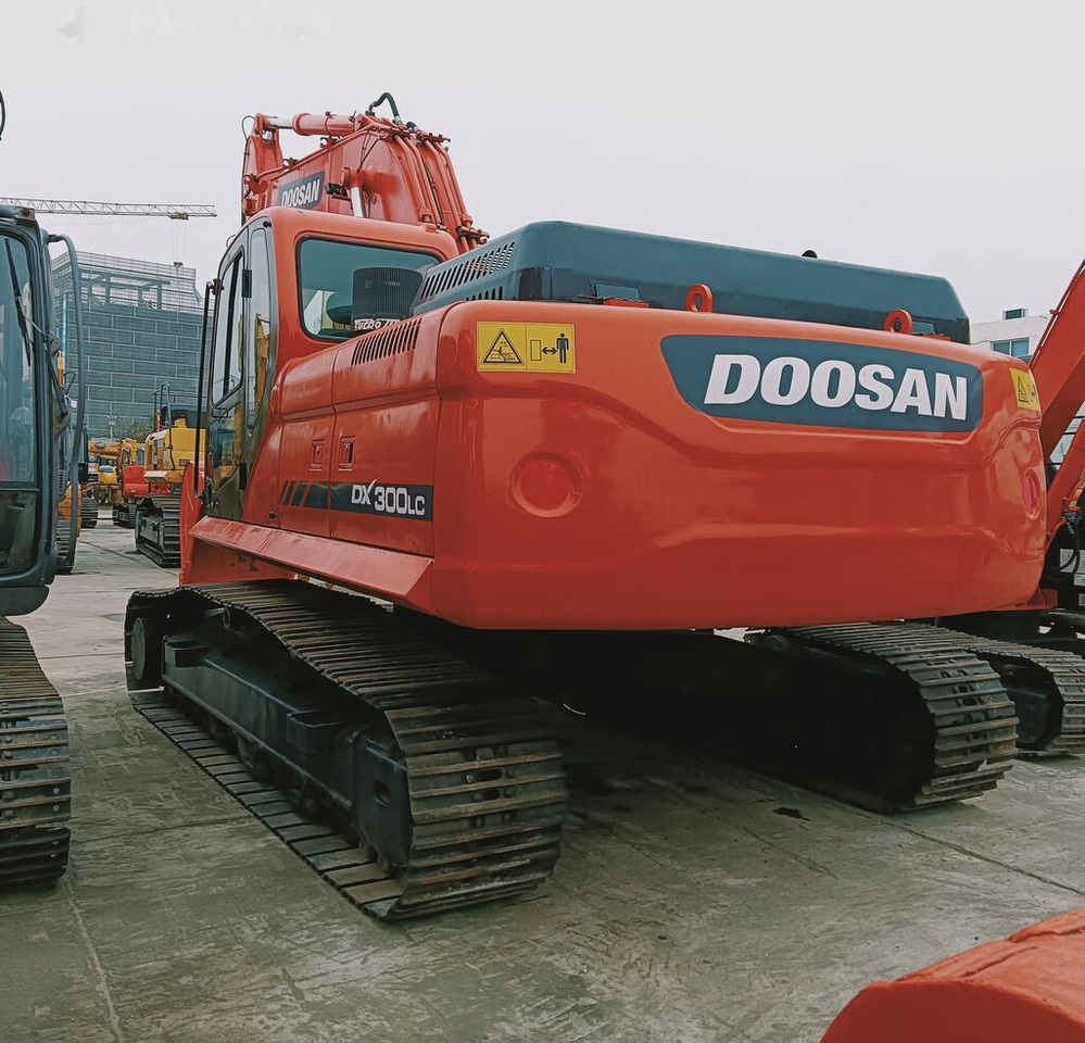 Doosan DX300 - Escavadora de rastos: foto 2 Doosan DX300 - Escavadora de rastos: foto 2
