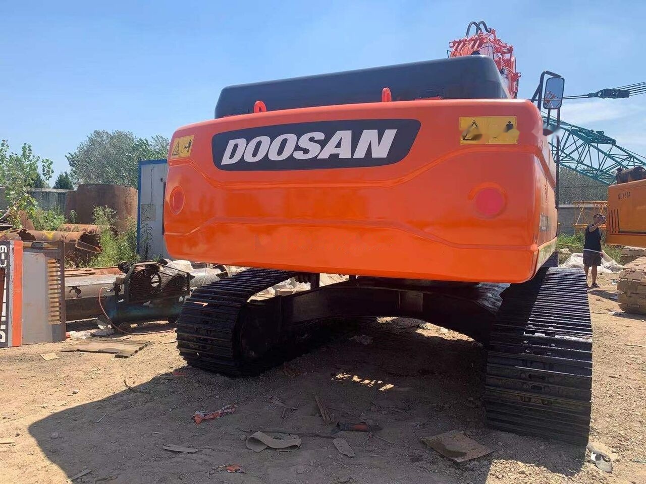 Doosan DX300 - Escavadora de rastos: foto 1 Doosan DX300 - Escavadora de rastos: foto 1