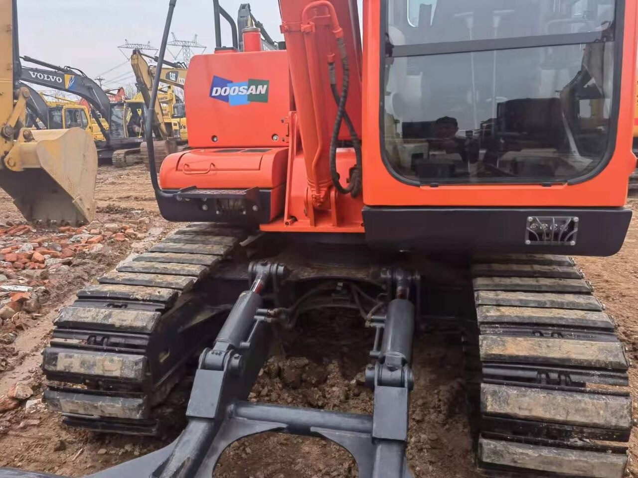 Doosan DX80 - Escavadora de rastos: foto 2 Doosan DX80 - Escavadora de rastos: foto 2