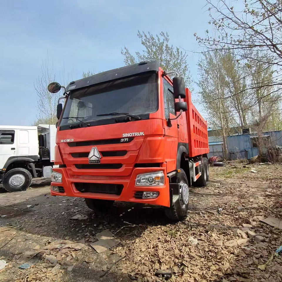 HOWO 371 6X4 - Camião basculante: foto 3 HOWO 371 6X4 - Camião basculante: foto 3