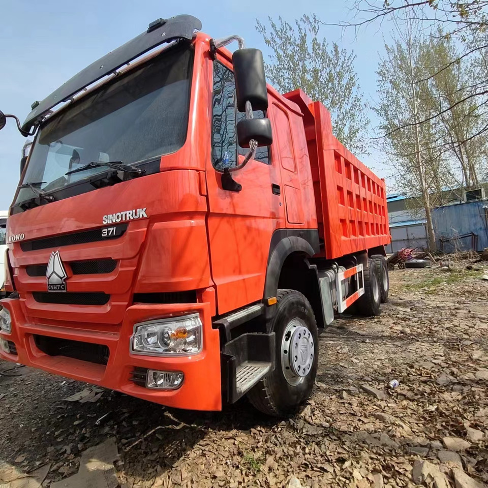 HOWO 371 6X4 - Camião basculante: foto 4 HOWO 371 6X4 - Camião basculante: foto 4