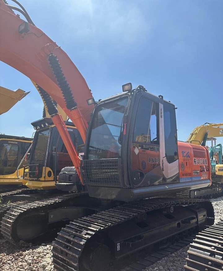 Escavadora de rastos Hitachi ZX200: foto 7