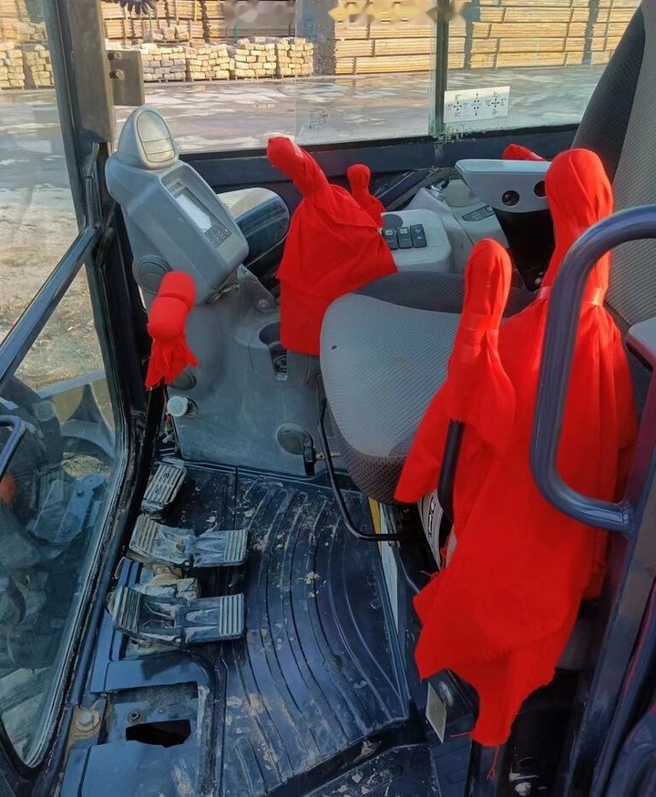 Mini escavadeira Hitachi ZX35-5A: foto 7