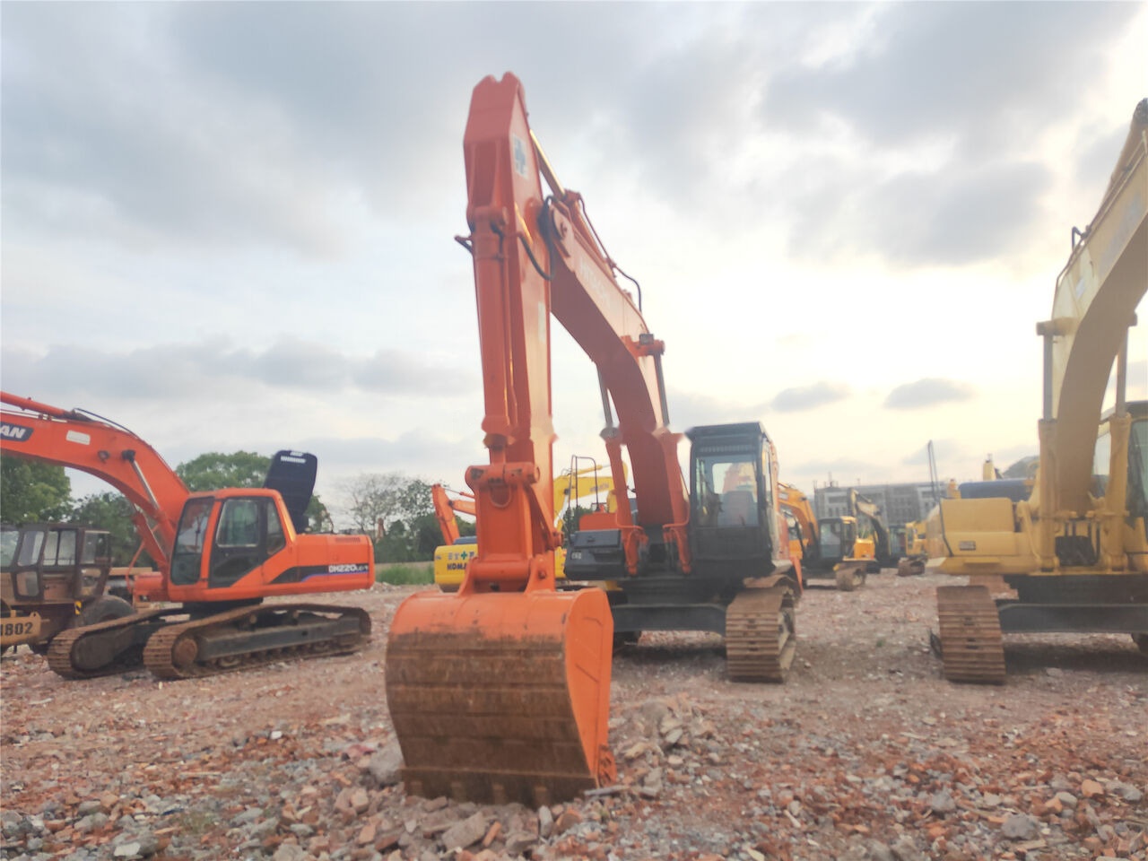 Hitachi ZX350H-3G - Escavadora de rastos: foto 5 Hitachi ZX350H-3G - Escavadora de rastos: foto 5