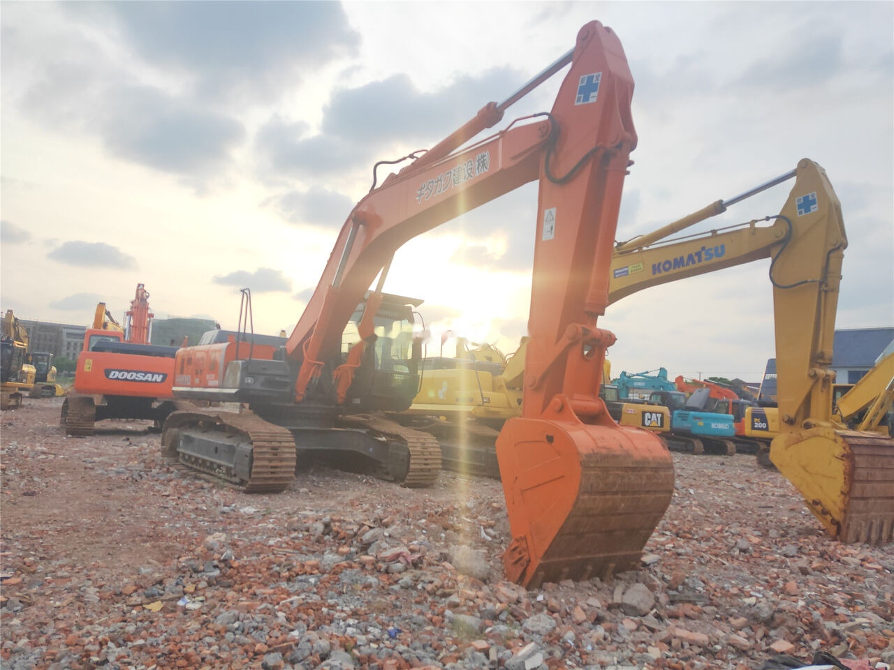 Hitachi ZX350H-3G - Escavadora de rastos: foto 3 Hitachi ZX350H-3G - Escavadora de rastos: foto 3