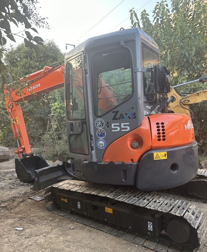 Hitachi ZX55 - Mini escavadeira: foto 2 Hitachi ZX55 - Mini escavadeira: foto 2