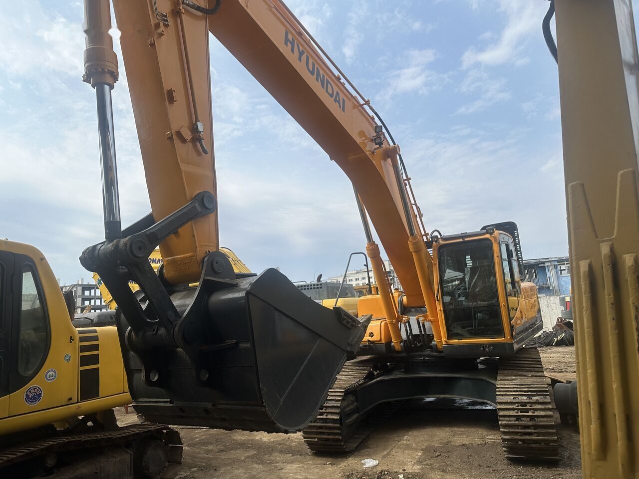 Hyundai R330LC-9S - Escavadora de rastos: foto 3 Hyundai R330LC-9S - Escavadora de rastos: foto 3