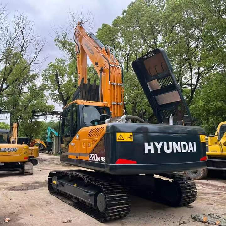 Hyundai Robex 220 LC-9S - Escavadora de rastos: foto 4 Hyundai Robex 220 LC-9S - Escavadora de rastos: foto 4