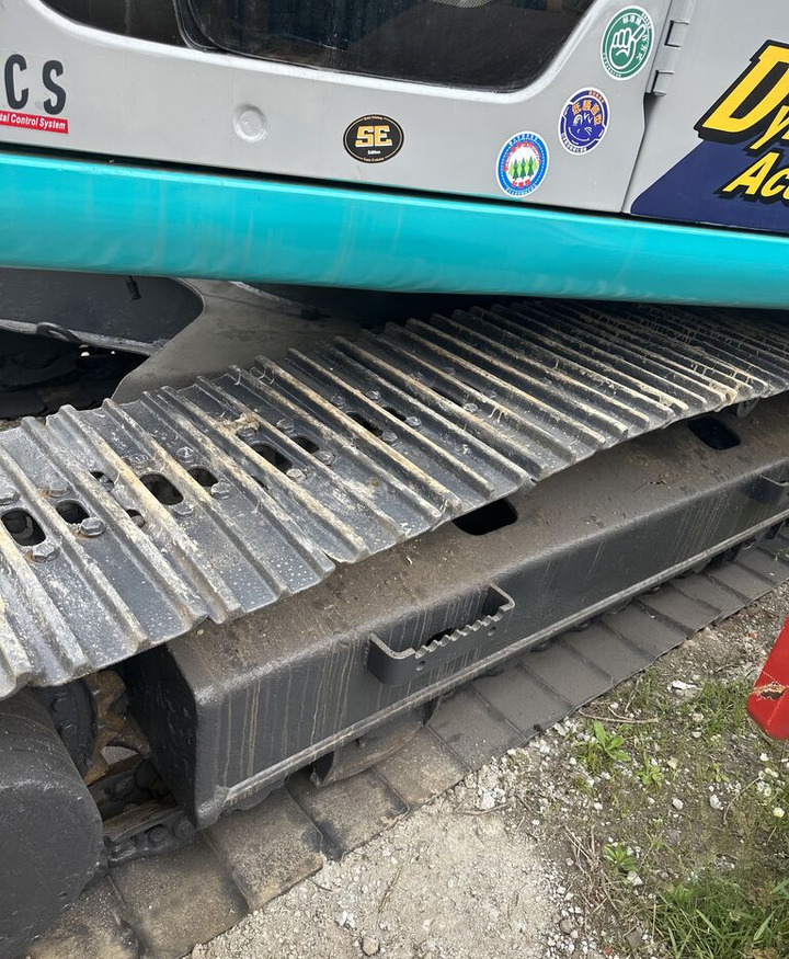 Kobelco SK200 - Escavadora de rastos: foto 4 Kobelco SK200 - Escavadora de rastos: foto 4