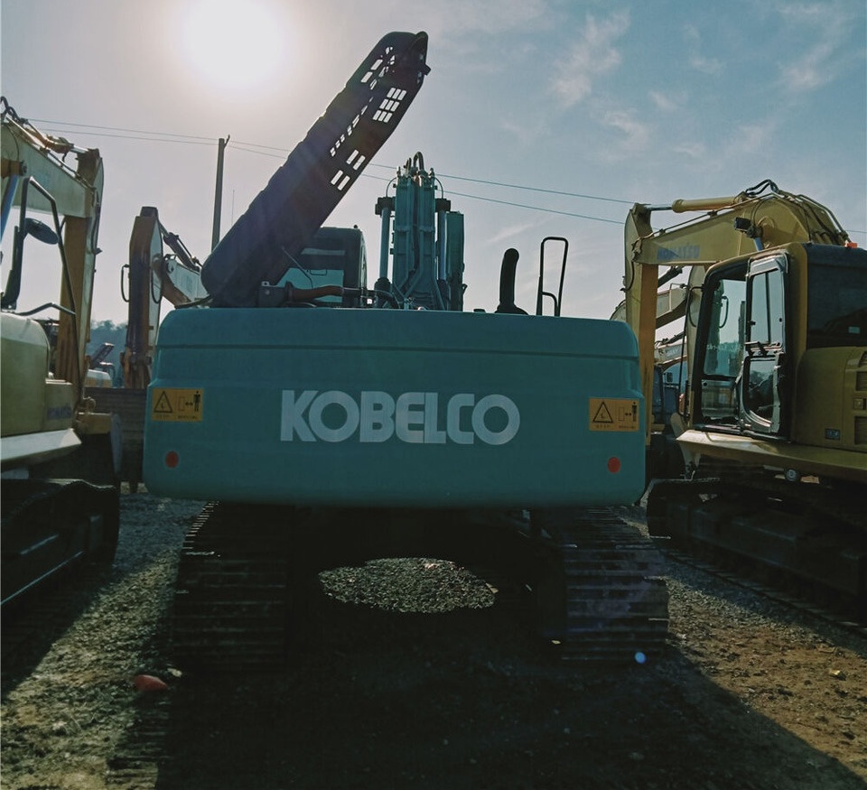 Kobelco SK200D - Escavadora de rastos: foto 4 Kobelco SK200D - Escavadora de rastos: foto 4