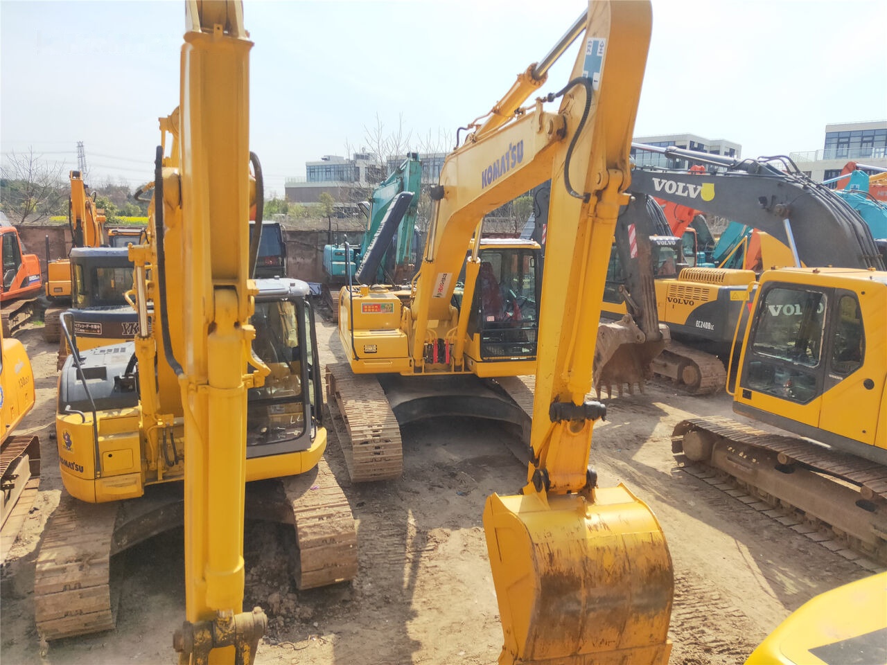 Komatsu PC200-7 - Escavadora de rastos: foto 3 Komatsu PC200-7 - Escavadora de rastos: foto 3