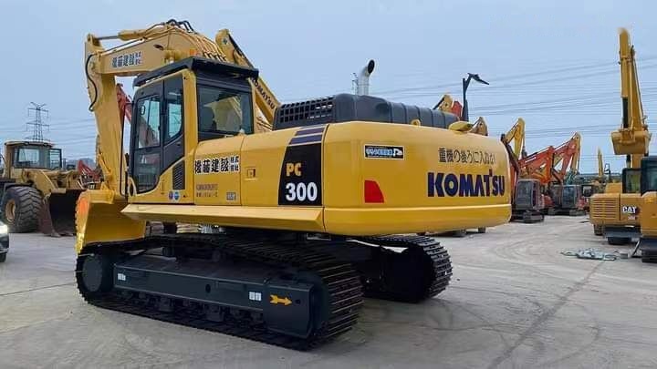 Komatsu PC300 - Escavadora de rastos: foto 3 Komatsu PC300 - Escavadora de rastos: foto 3