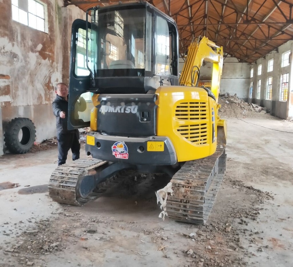 Mini escavadeira Komatsu PC50: foto 7