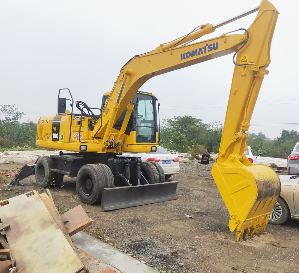 Komatsu PW160 - Escavadora de rastos: foto 1 Komatsu PW160 - Escavadora de rastos: foto 1