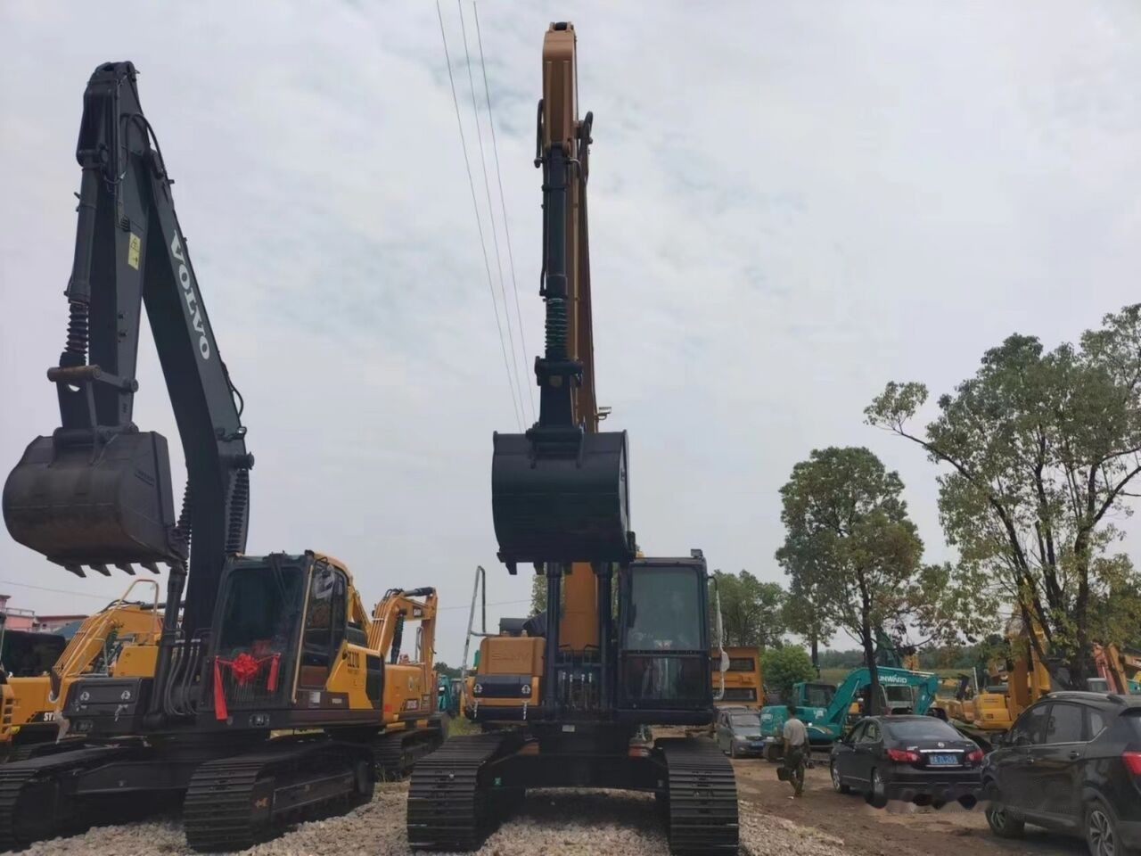 Sany SY235C - Escavadora de rastos: foto 3 Sany SY235C - Escavadora de rastos: foto 3