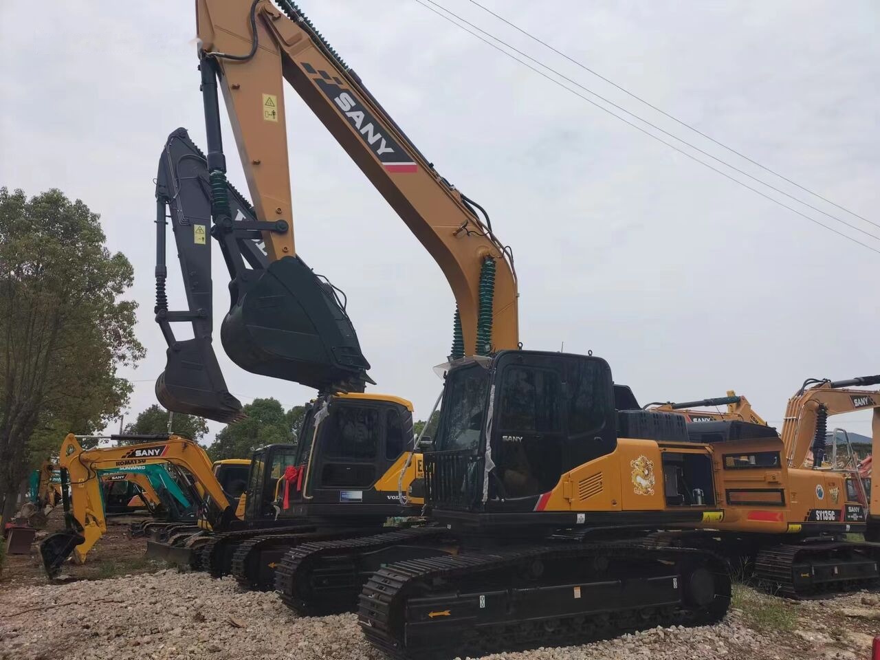 Sany SY235C - Escavadora de rastos: foto 4 Sany SY235C - Escavadora de rastos: foto 4