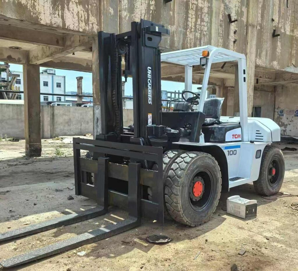 TCM FD100 - Empilhador a diesel: foto 5 TCM FD100 - Empilhador a diesel: foto 5