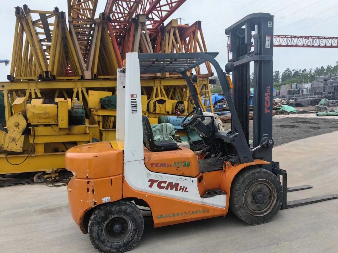 TCM FD30 - Empilhador a diesel: foto 4 TCM FD30 - Empilhador a diesel: foto 4