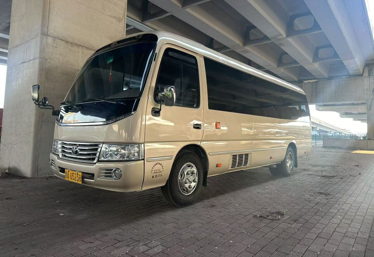 Toyota 1HZ - Ônibus suburbano: foto 4 Toyota 1HZ - Ônibus suburbano: foto 4