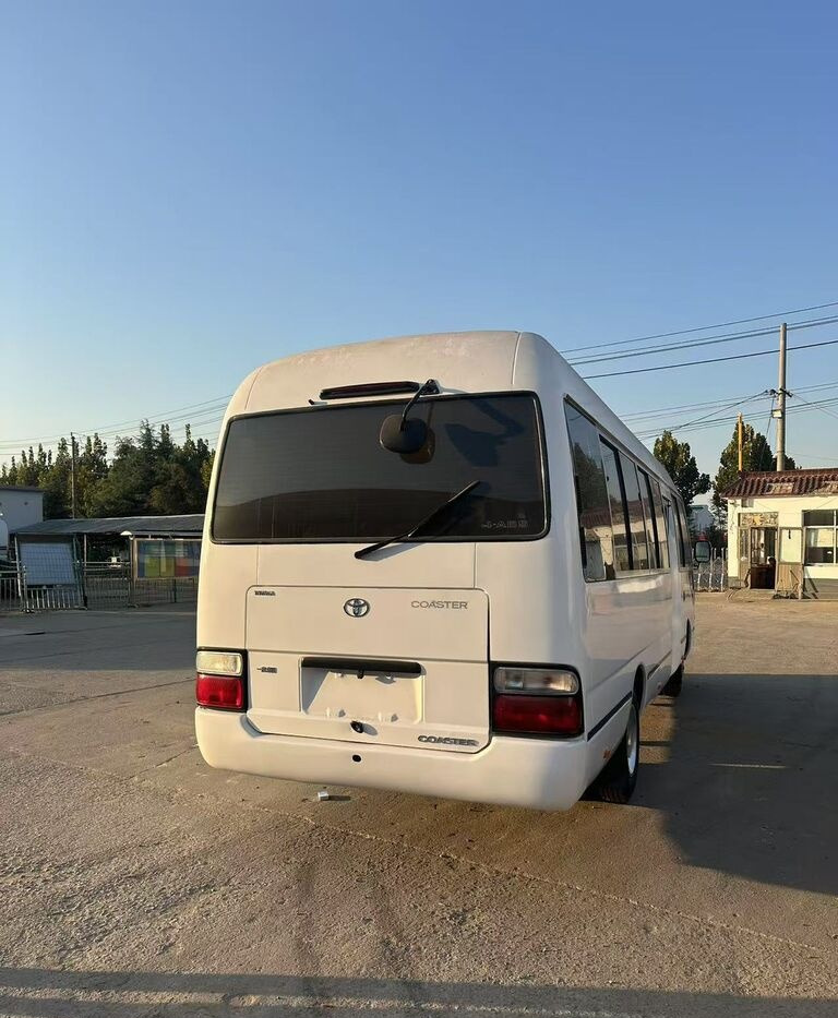Toyota Coaster - Ônibus suburbano: foto 1 Toyota Coaster - Ônibus suburbano: foto 1