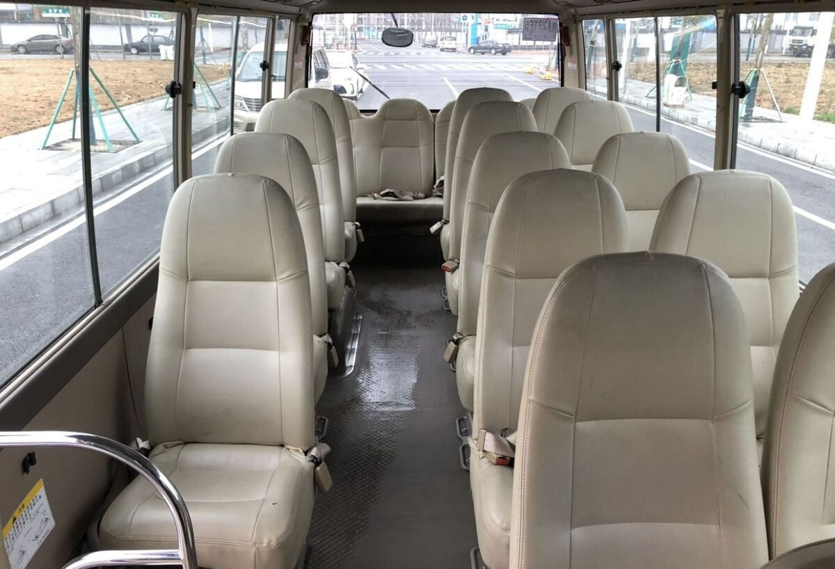Toyota Coaster - Ônibus suburbano: foto 4 Toyota Coaster - Ônibus suburbano: foto 4