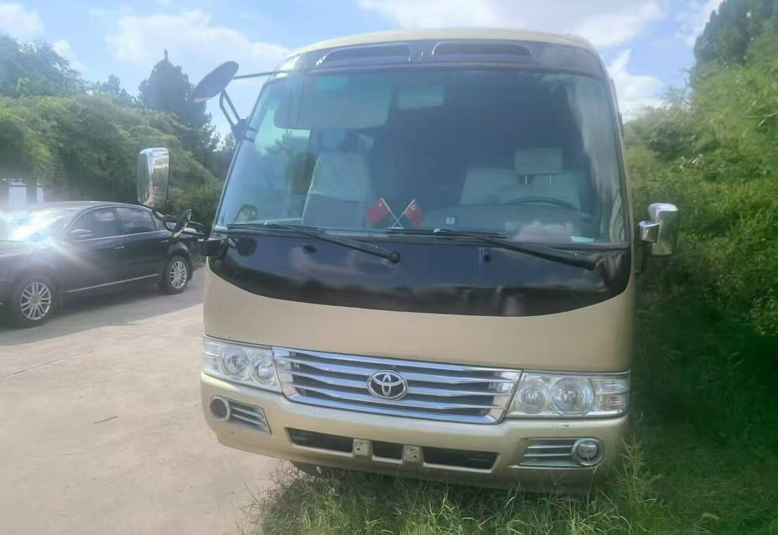Toyota Coaster - Ônibus suburbano: foto 3 Toyota Coaster - Ônibus suburbano: foto 3