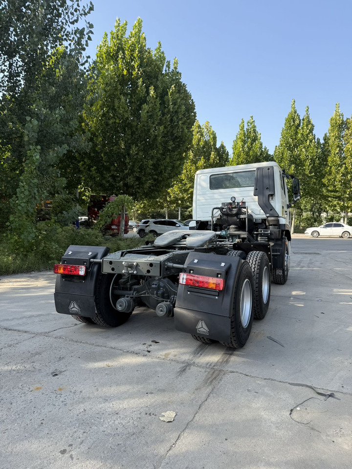 HOWO 6x4 - Tractor: foto 4 HOWO 6x4 - Tractor: foto 4