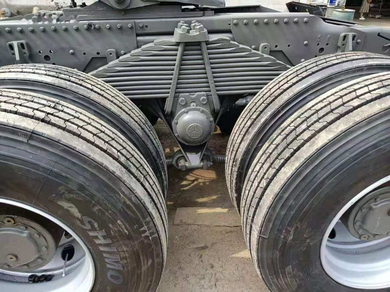 Tractor Howo 371: foto 7