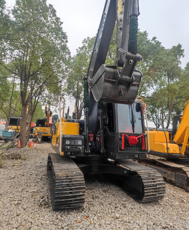 Volvo EC140DL - Escavadora de rastos: foto 1 Volvo EC140DL - Escavadora de rastos: foto 1