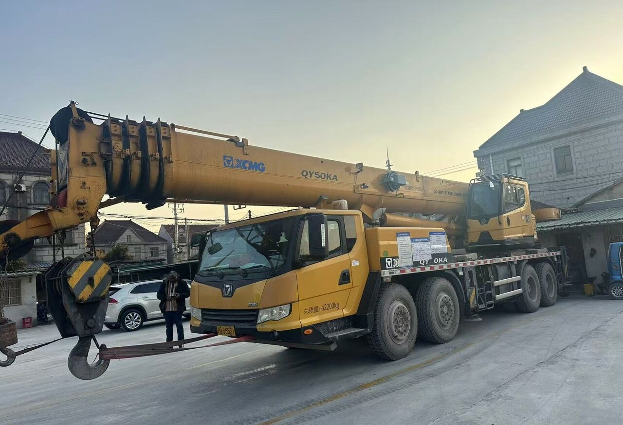 XCMG 50ton crane - Grua móvel: foto 1 XCMG 50ton crane - Grua móvel: foto 1